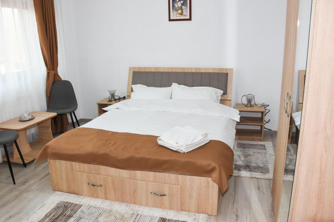 Tomis House Ξενοδοχείο Curtea de Argeş Εξωτερικό φωτογραφία
