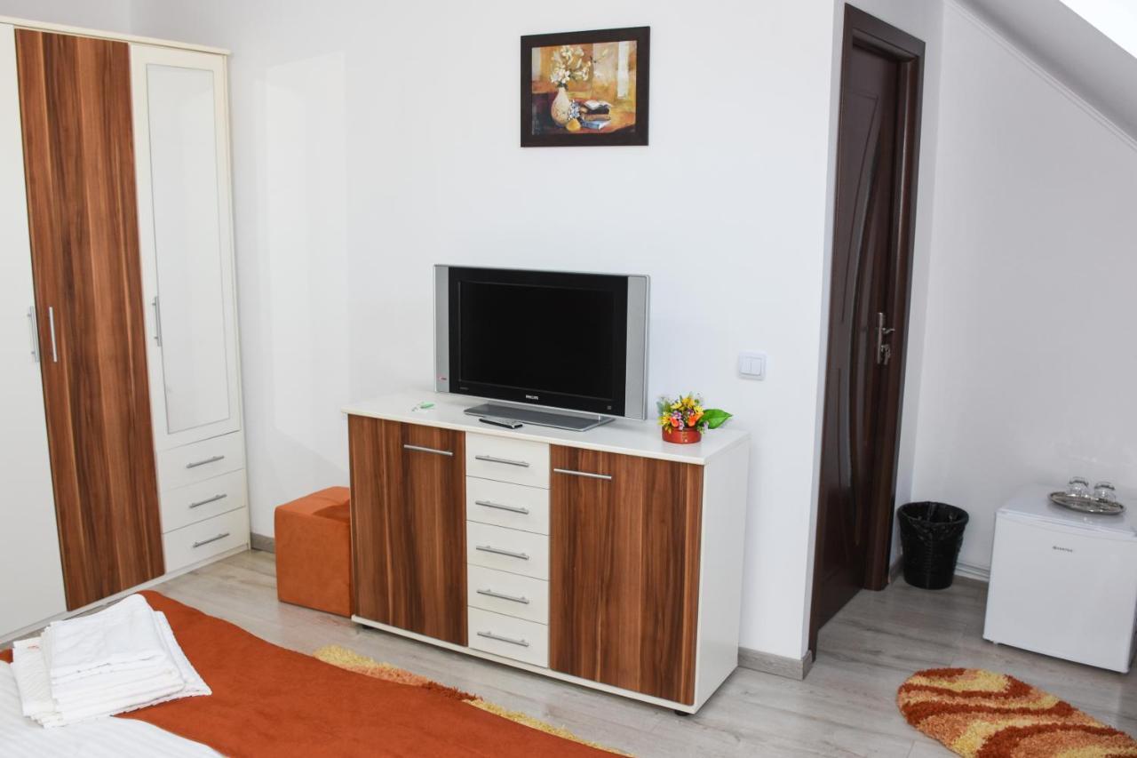 Tomis House Ξενοδοχείο Curtea de Argeş Εξωτερικό φωτογραφία