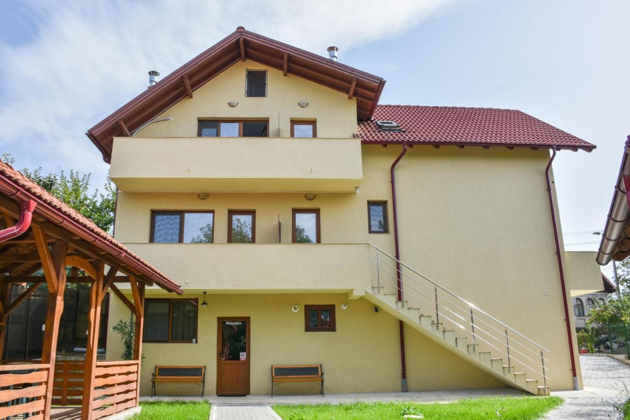 Tomis House Ξενοδοχείο Curtea de Argeş Εξωτερικό φωτογραφία